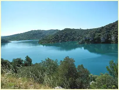 Esparron-de-Verdon - Stausee Lac d'Esparron