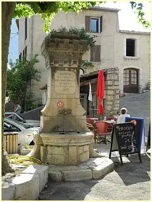 Trigance Brunnen - Gorges du Verdon