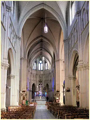 Cancale Kirchenschiff Saint-Méen