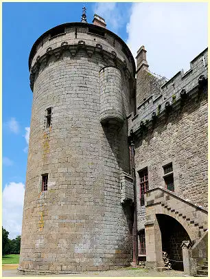 Tour du Croisé mit Scharwachtturm Château de Combourg