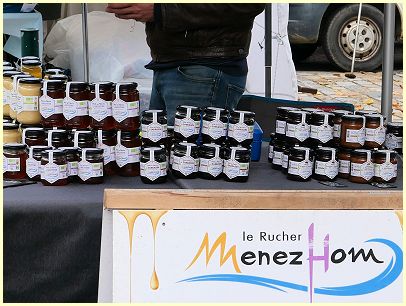 Rucher de Ménez-Hom: Miel de Fleurs sauvage, Bruyère, Sarrasin - Markt in der Bretagne