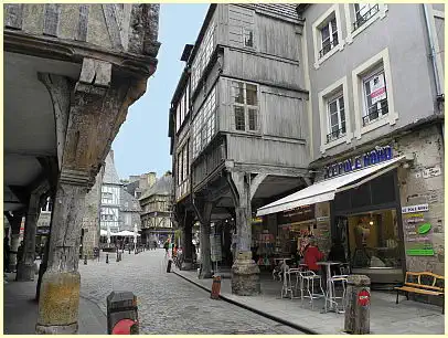 Rue de l'Apport - Rue de l'Horloge Dinan