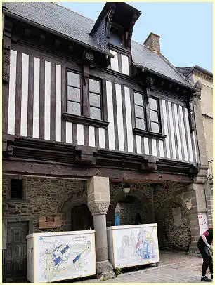 Dol-de-Bretagne Maison La Cour Chartier