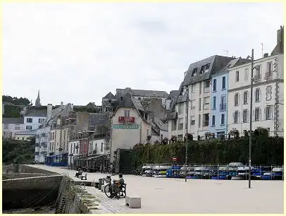 Quai du petit Port Douarnenez