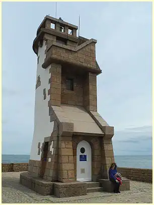 Vorderseite Leuchtturm Phare du Paon - Insel Île de Bréhat