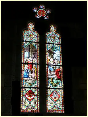 Basilika Notre-Dame de Délivrance Glasfenster rechts