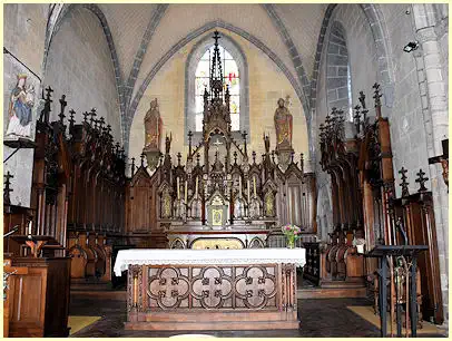 Hochaltar und Chorgestühl Kirche Saint-Suliac