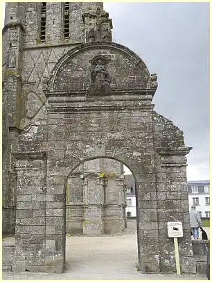 Pleyben - Triumphtor (Arc de Triomphe - Porte triomphale)