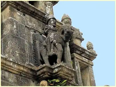 Saint-Pierre et Saint-Paul - Reiterstatue König Gradlon