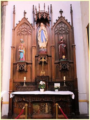 Altaraufsatz Notre-Dame de Lourdes - Kirche Saint-Pierre - Crozon