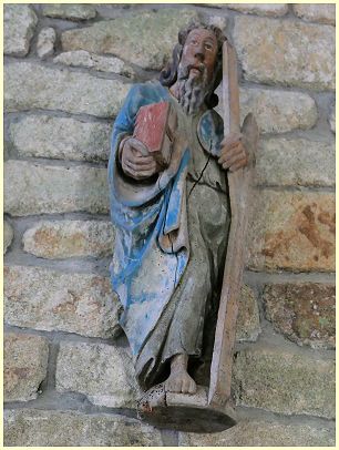 Statue barfüßiger Apostel Kapelle Notre-Dame-de-Bonne-Nouvelle