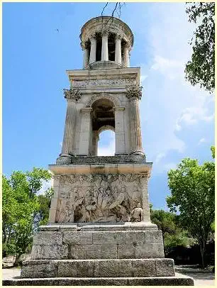 Mausoleum - Glanum - Les Antiques