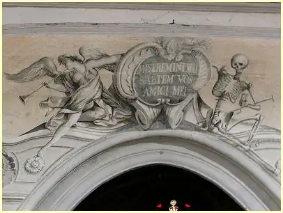 Wandmalerei über der Arkade - Kirche Saint-Denis - Courthézon