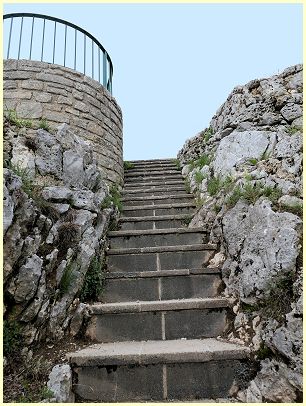 Treppe zum Belvédère Schlucht Gorges de la Nesque