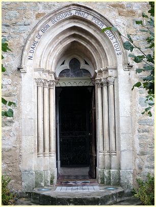 Portal Kapelle Notre-Dame de Bon Secours Nyons