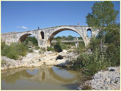Apt - Brücke Pont Julien