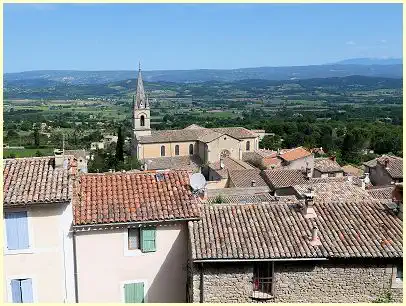 Bonnieux - neue Kirche - Tal des Calavon