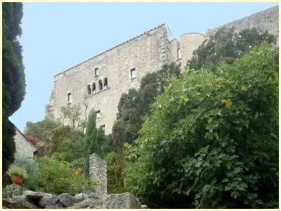 Burg Château de Crestet