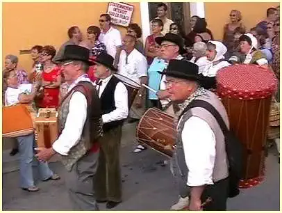 Cucuron -  Fête du Mai de Sainte Tulle