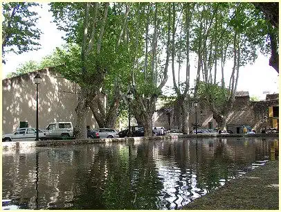 Cucuron - Bassin de l'Étang