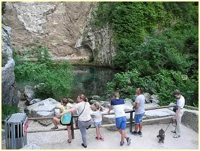 Sorgue Quelle Frühjahr 2018 - Fontaine-de-Vaucluse