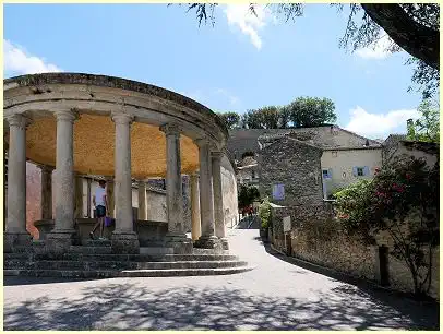 Grignan - Waschplatz Lavoir du Mail