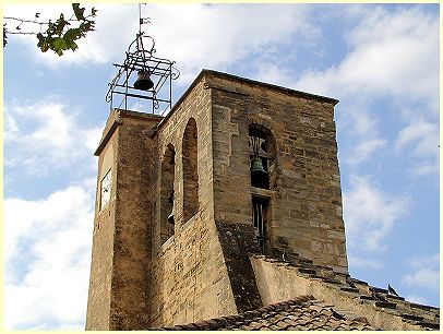 Glockenturm mit seitlicher Treppe Kirche Saint-Jean-Baptiste du Barroux